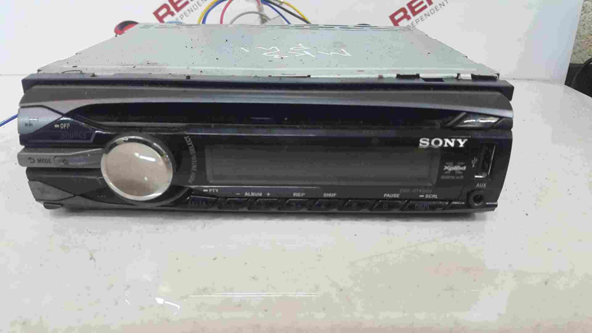 Renault Clio MK3 2005-2012 Sony Radio Cd Player CDXGT45OU