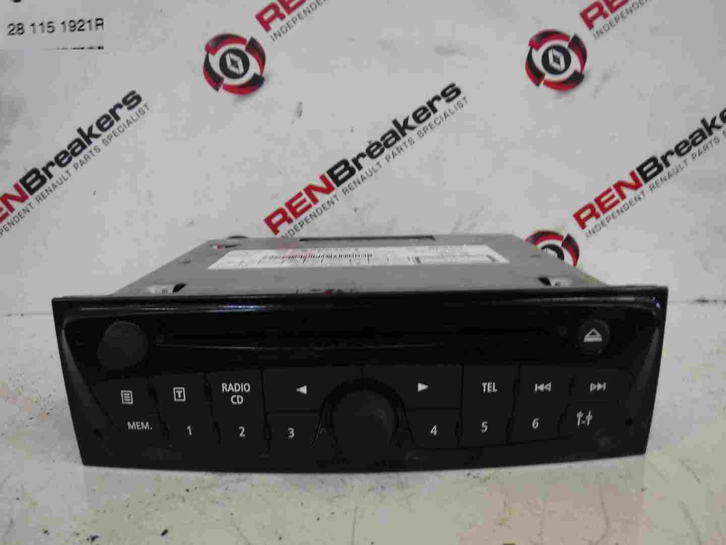 Renault Clio MK3 2009-2012 CD Player Radio + Code 281151921r