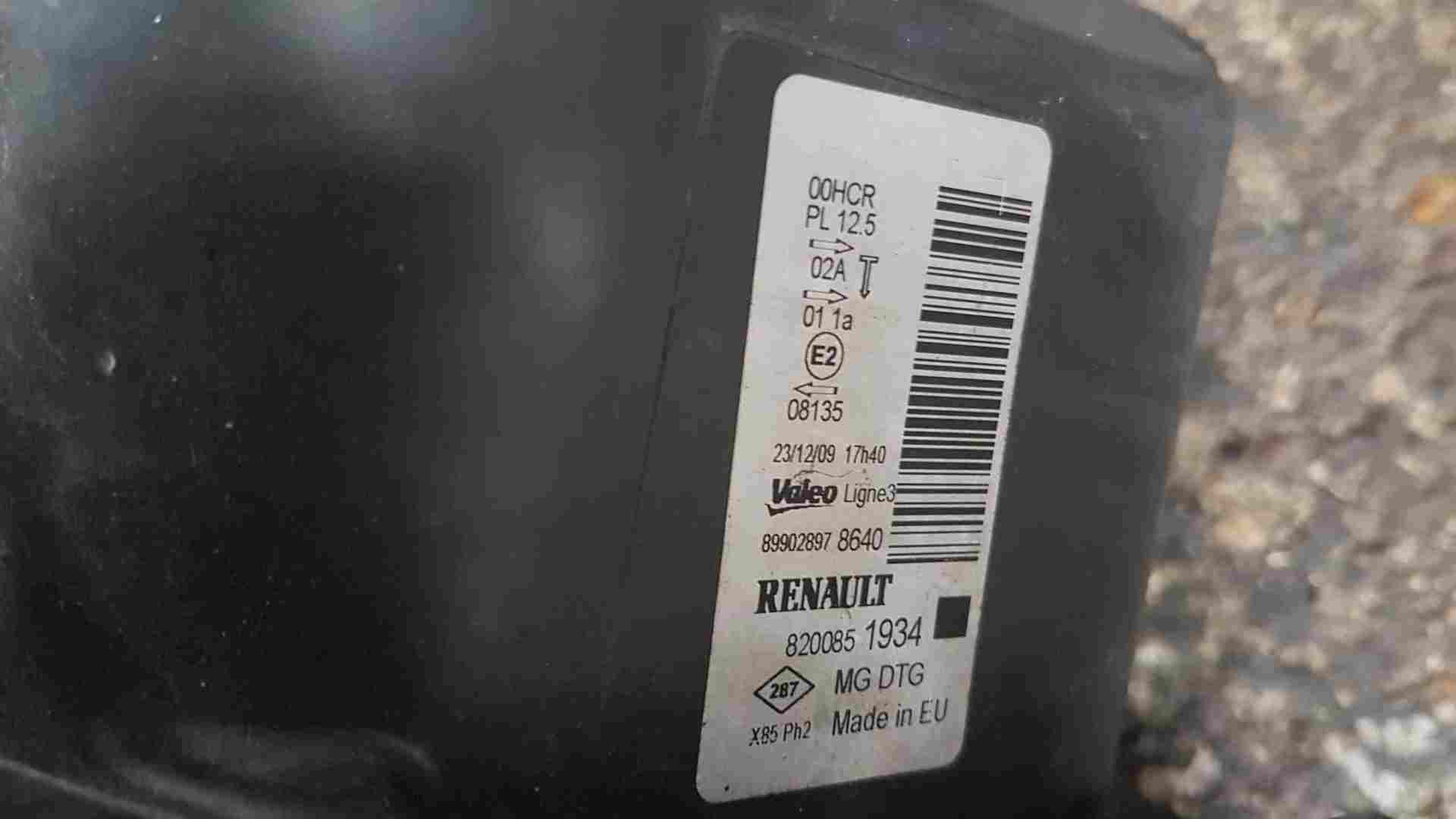 Thumb 5 Renault Clio MK3 2009-2012 Drivers OSF Front Headlight Black Backing Cloudy