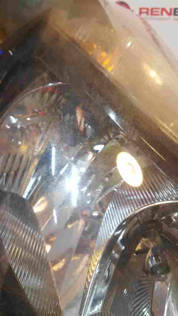 Thumb 4 Renault Clio MK3 2009-2012 Drivers OSF Front Headlight Black Backing Facelift