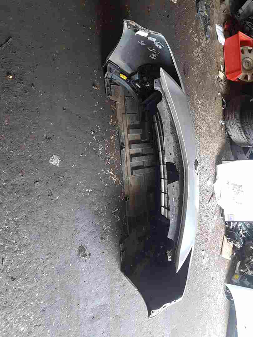 Thumb 9 Renault Clio MK3 2009-2012 Front Bumper Silver Ted69 195 Facelift 195 Type