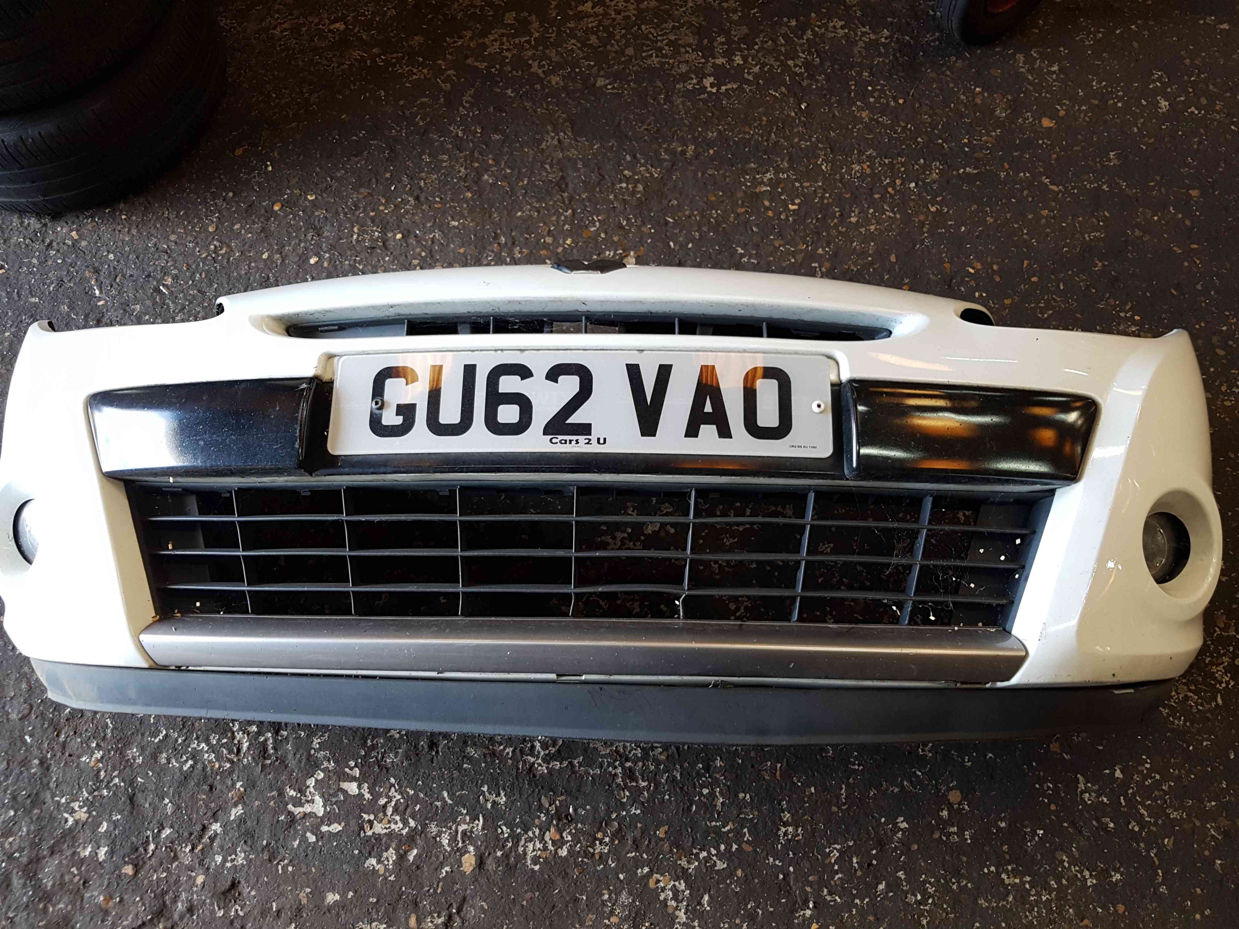 Thumb 6 Renault Clio MK3 2009-2012 Front Bumper White Ov369 195