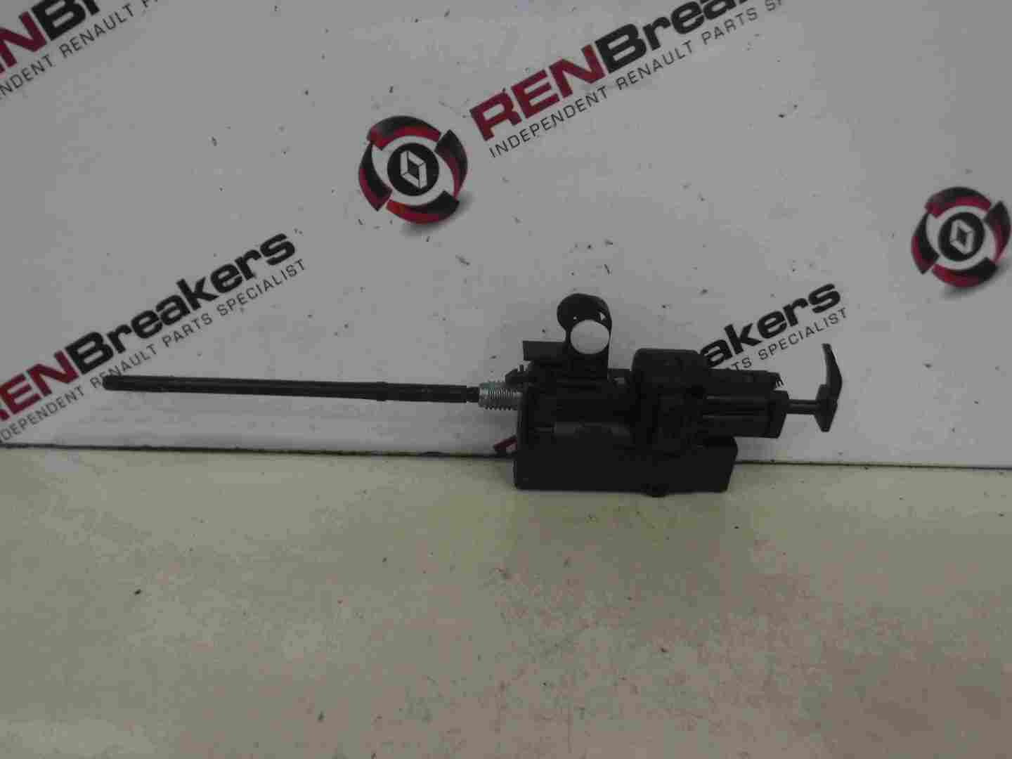 Renault Clio MK3 2009-2012 Fuel Flap Solenoid Lock