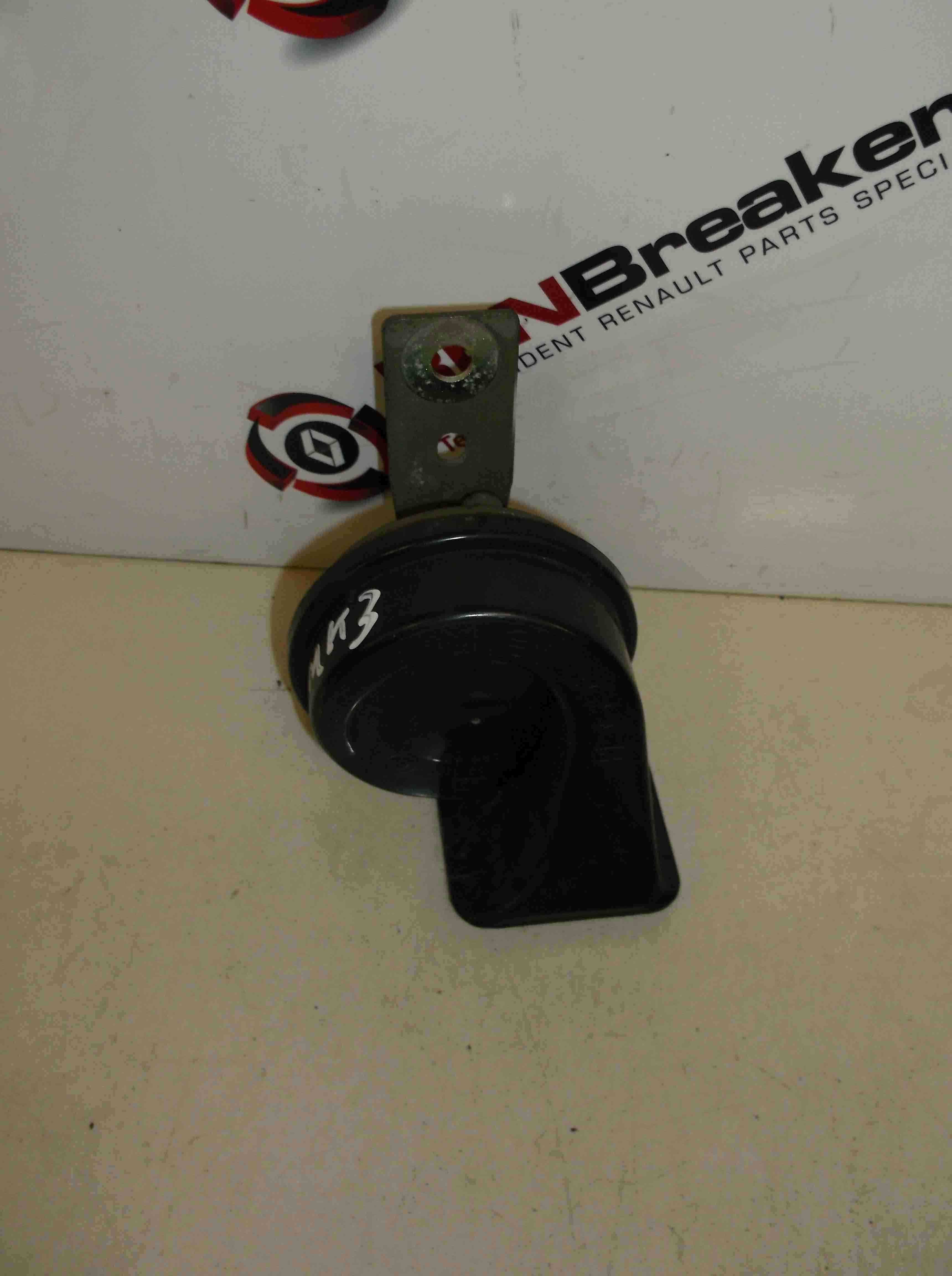 Renault Clio MK3 2009-2012 Horn Beep 8200213146