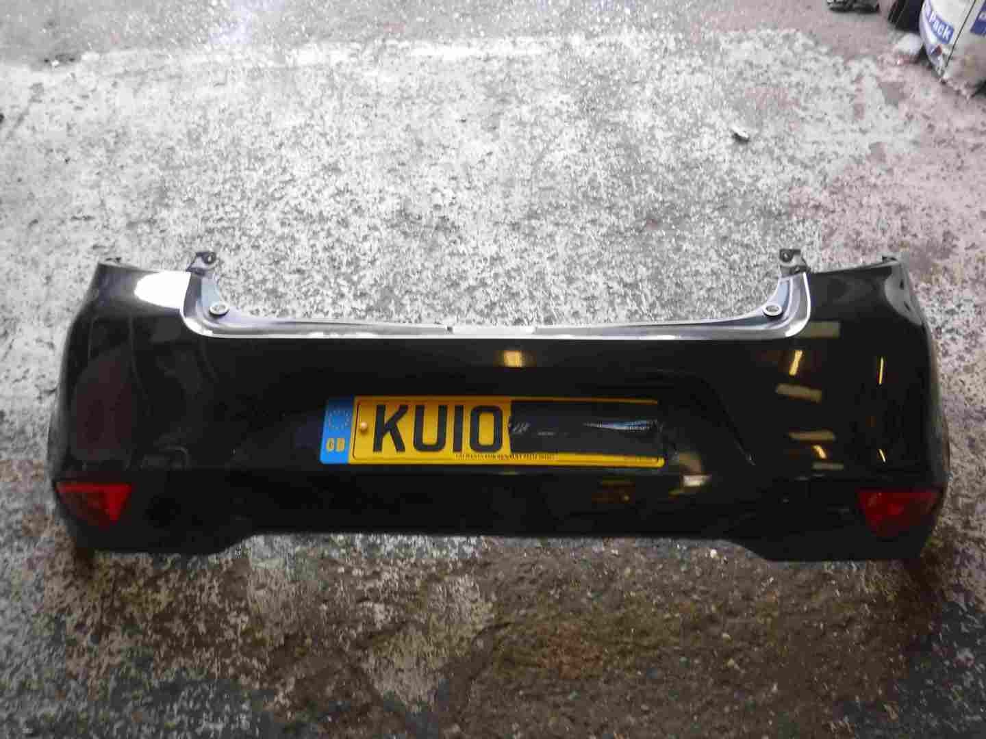 Renault Clio MK3 2009-2012 Rear Bumper Black 676 FACELIFT