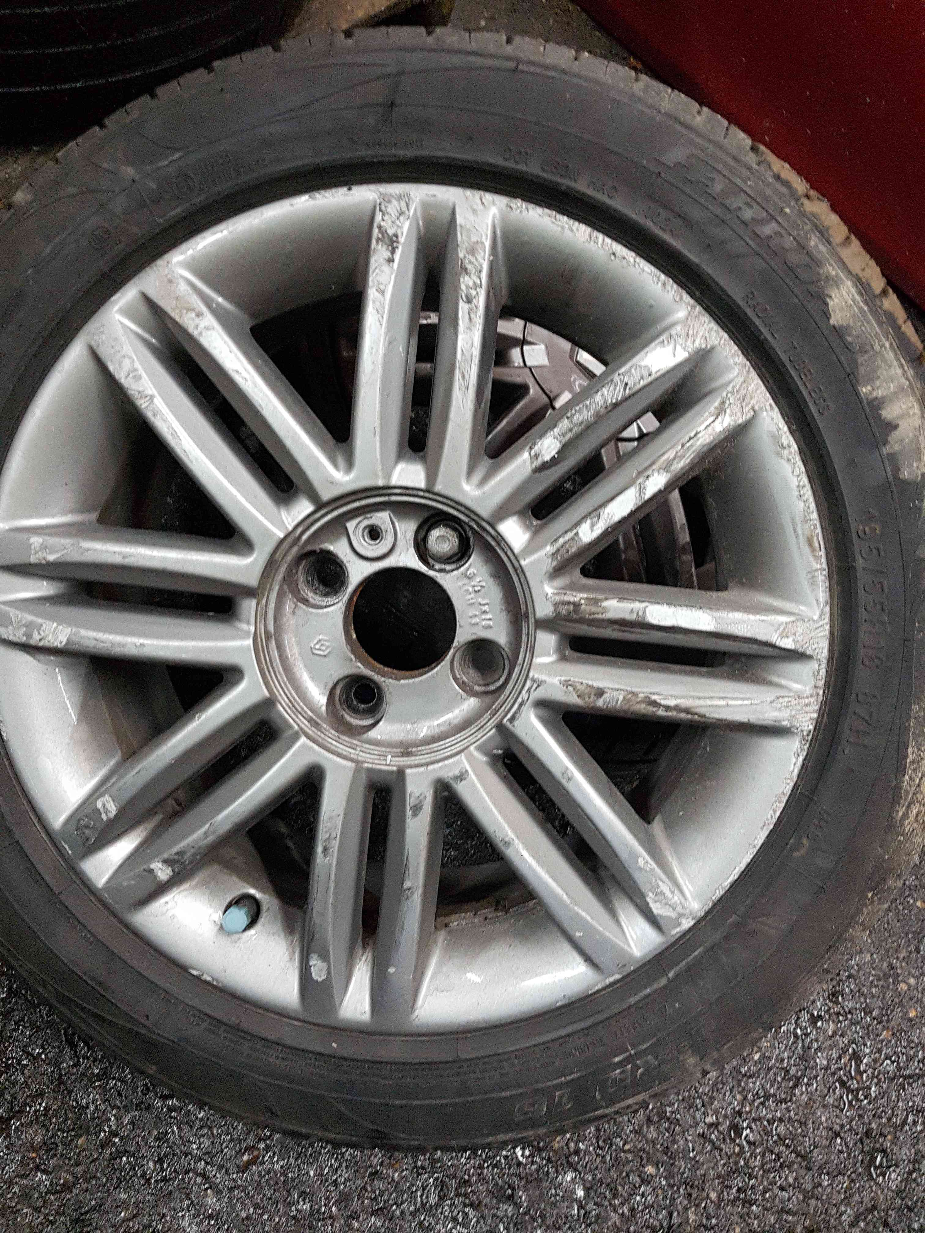 Thumb 4 Renault Clio MK3 2009-2012 Solonia Alloy Wheel + Tyre 195 55 16 Tread 3/5 7mm
