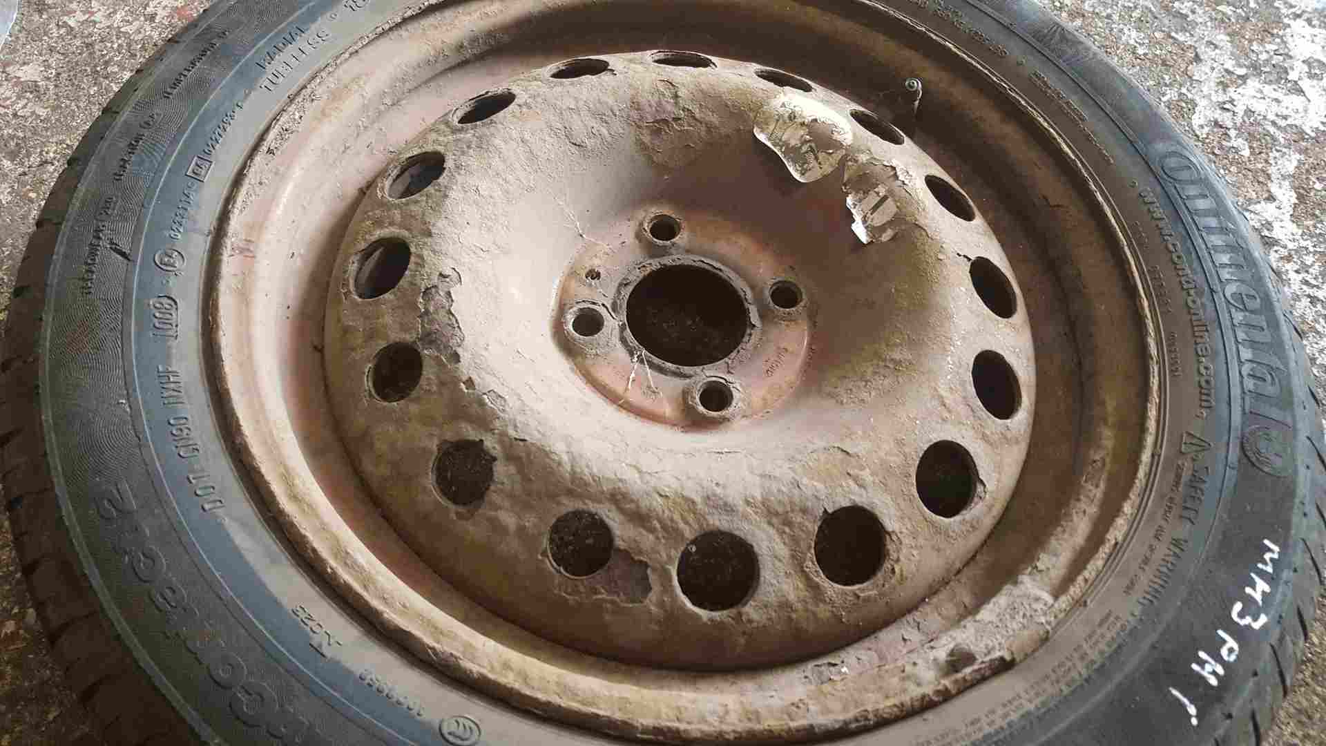 Thumb 5 Renault Clio MK3 2009-2012 Steel Wheel RIM + Tyre 185 60 15 7Mm Tread 3/5