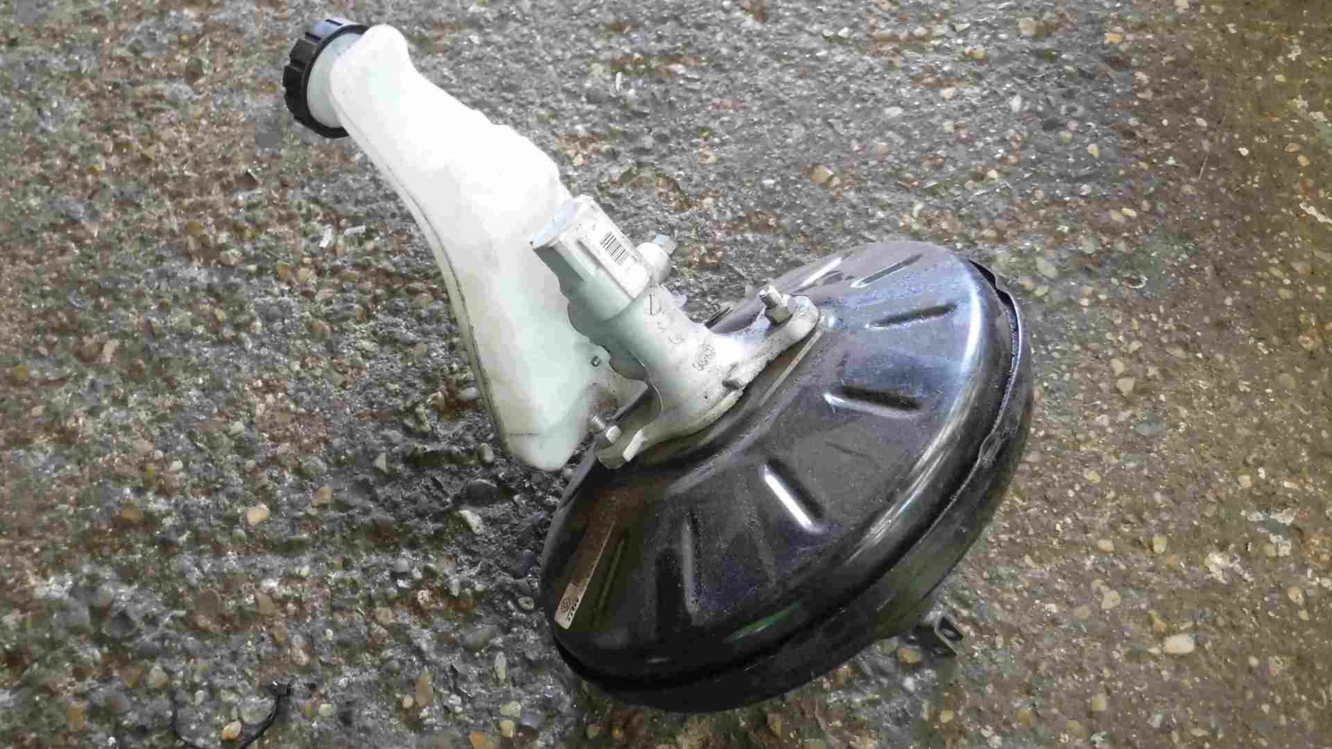 Renault Clio MK4 2013-2019 1.2 GT Brake Servo   Master Cylinder 472105699R
