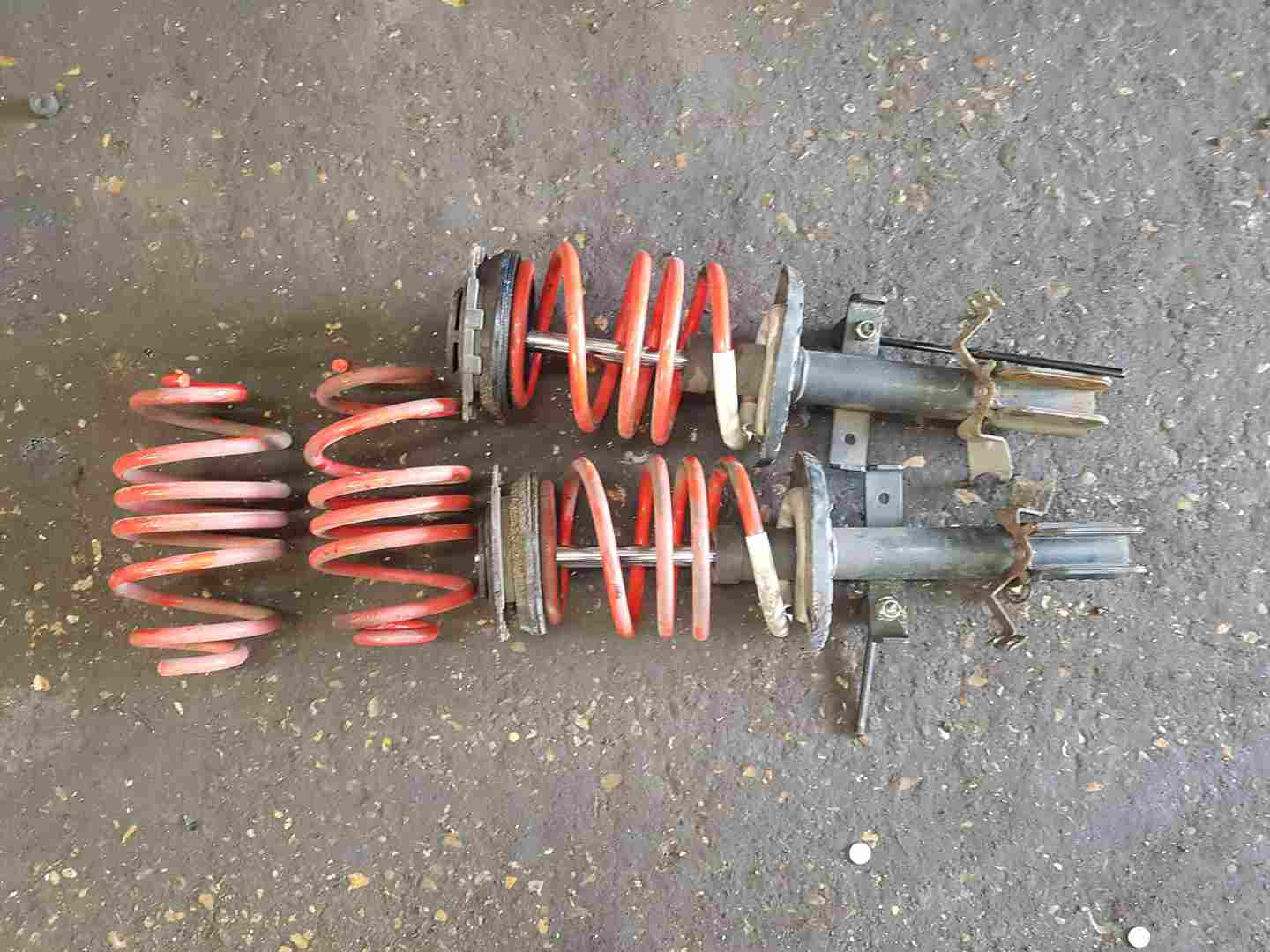 Thumb 5 Renault Clio MK3 Gt 2005-2009 1.6 Front Rear Lowering Shock Spring Strut SET