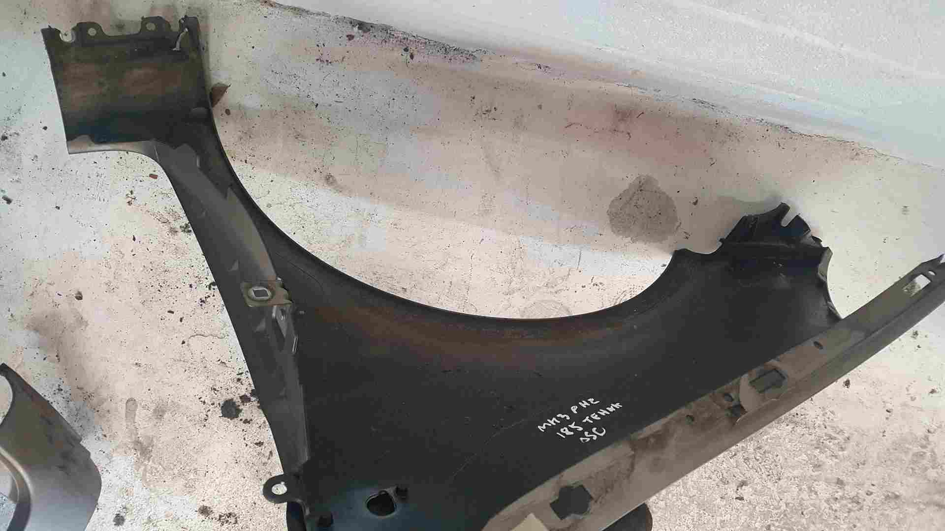 Thumb 5 Renault Clio MK3 PH2 2009-2012 Drivers Os Wing Quarter Panel Beige Tehnk 185