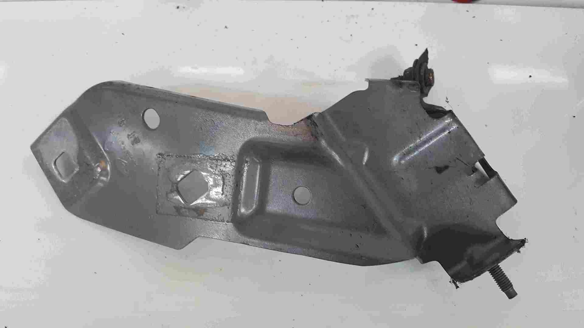 Renault Clio MK4 2012-2017 Drivers OSF Front Headlight Wing Bracket White 369