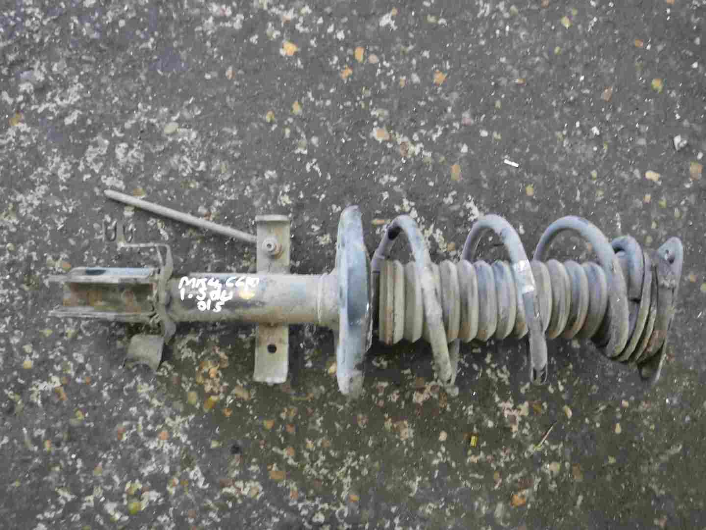 Renault Clio MK4 2013-2019 1.5 dCi Drivers OSF Front Spring Shock Suspension Leg