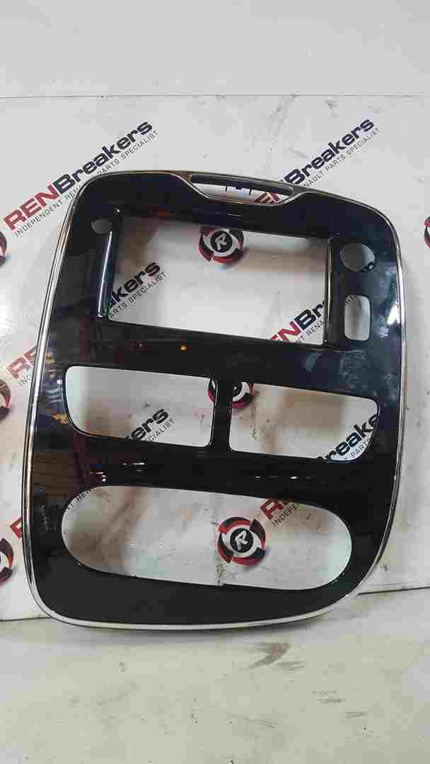 Thumb 10 Renault Clio MK4 2013-2019 Centre Dashboard Heater Display Surround Chrome Black