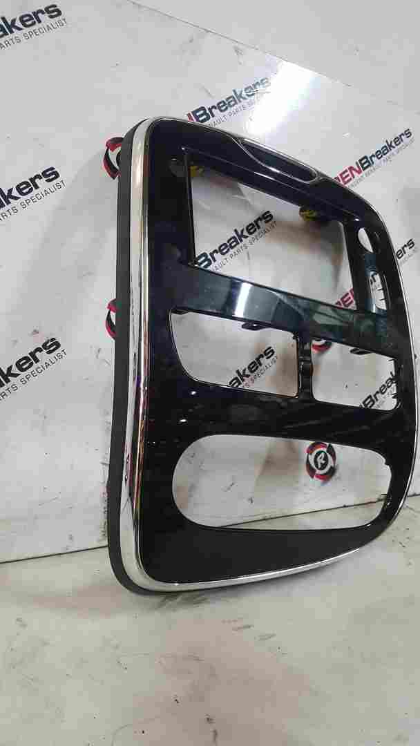 Thumb 4 Renault Clio MK4 2013-2019 Centre Dashboard Heater Display Surround Chrome Black