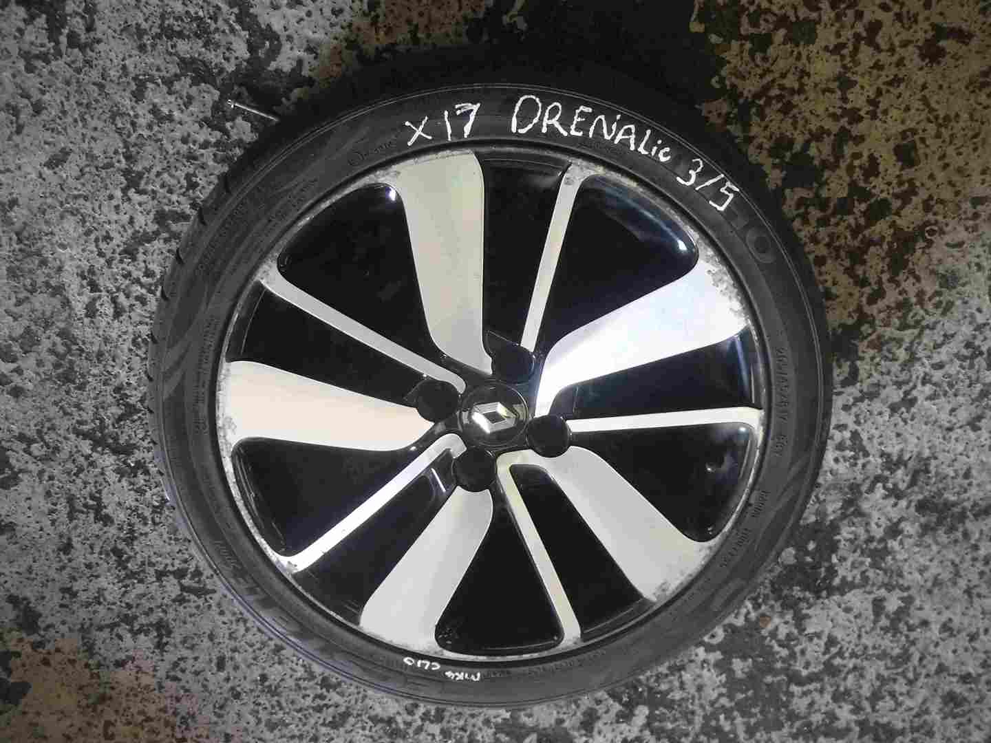 Renault Clio MK4 2013-2019 Drenalic Alloy Wheel 17Inch 3/5  205 45 17