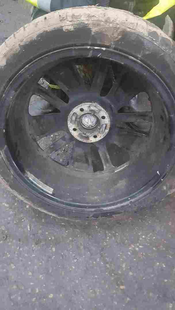 Renault Clio MK4 2013-2019 Drenalic Alloy Wheel 17Inch 3/5 7Mm Tyre 205 45 17 j