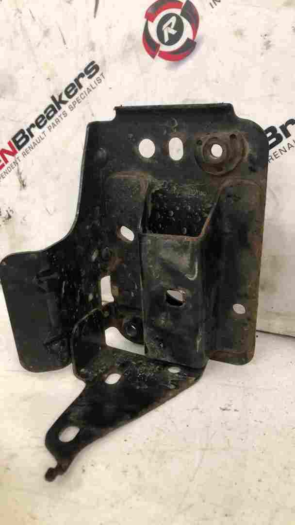Thumb 3 Renault Clio MK4 2013-2019 Driver OSF Front Metal Bracket 620423958R 758J69957R