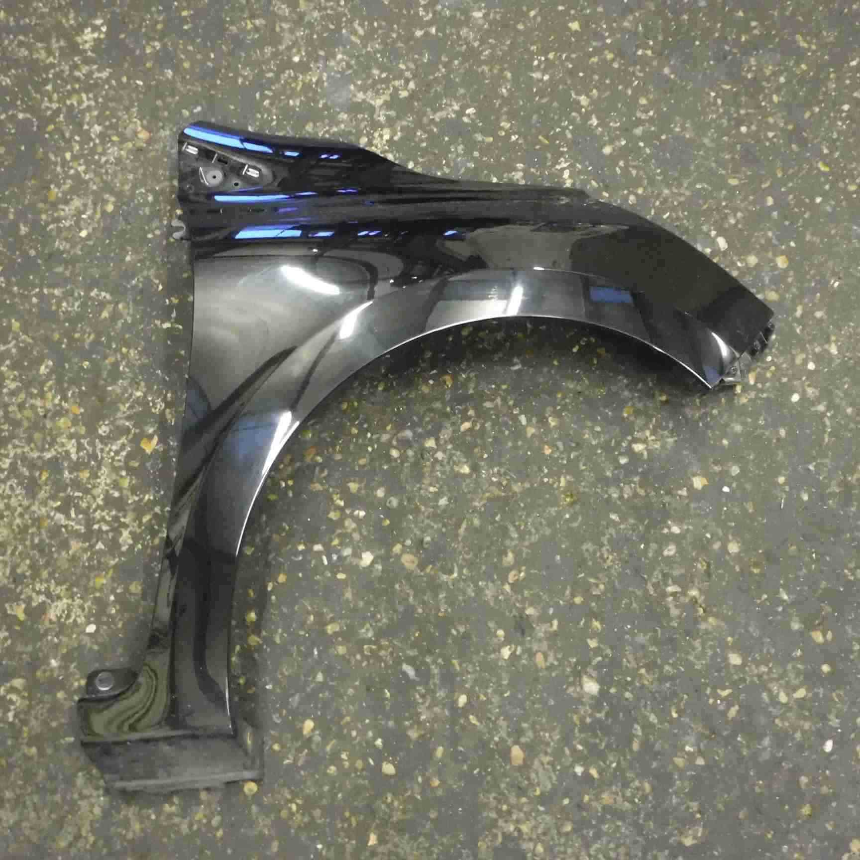 Renault Clio MK4 2013-2015 Drivers OS OSF Wing Black TEGNE