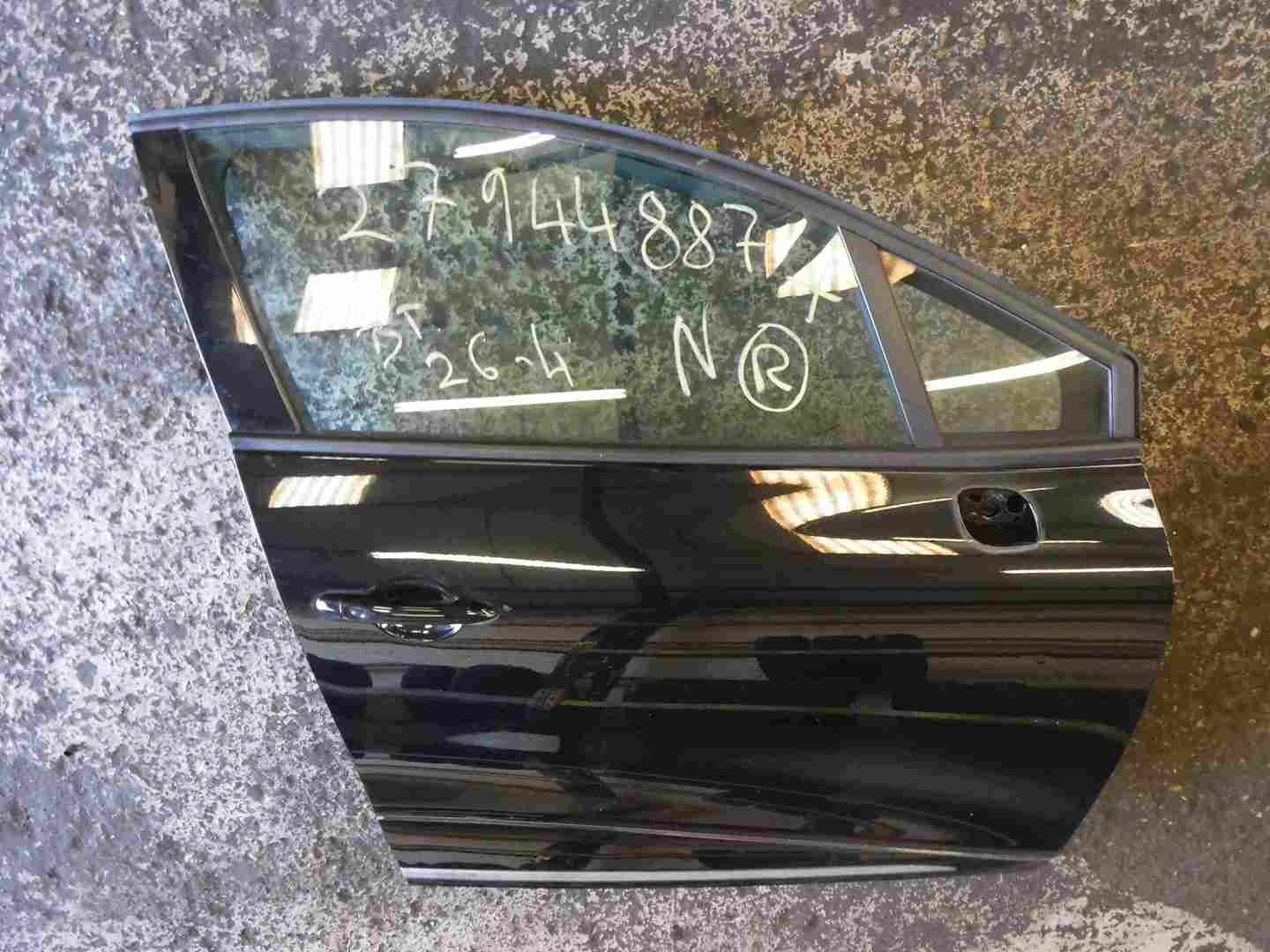 Renault Clio MK4 2013-2019 Drivers OSF Front Door Black TEGNE