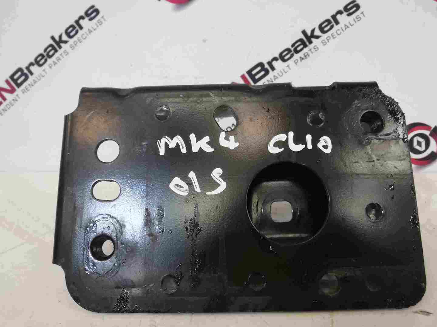 Renault Clio MK4 2013-2019 Drivers OSF Front Metal Bracket 758J70962R