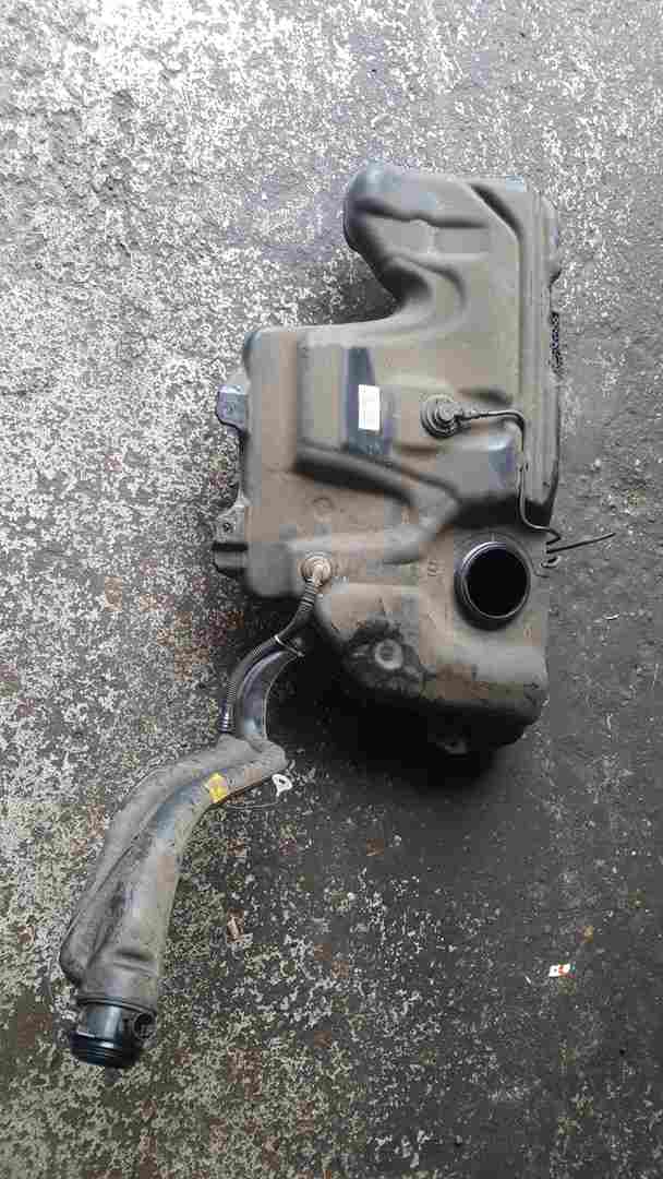 Thumb 7 Renault Clio MK4 2013-2019 Fuel Tank 0.9 TCE 172026342R
