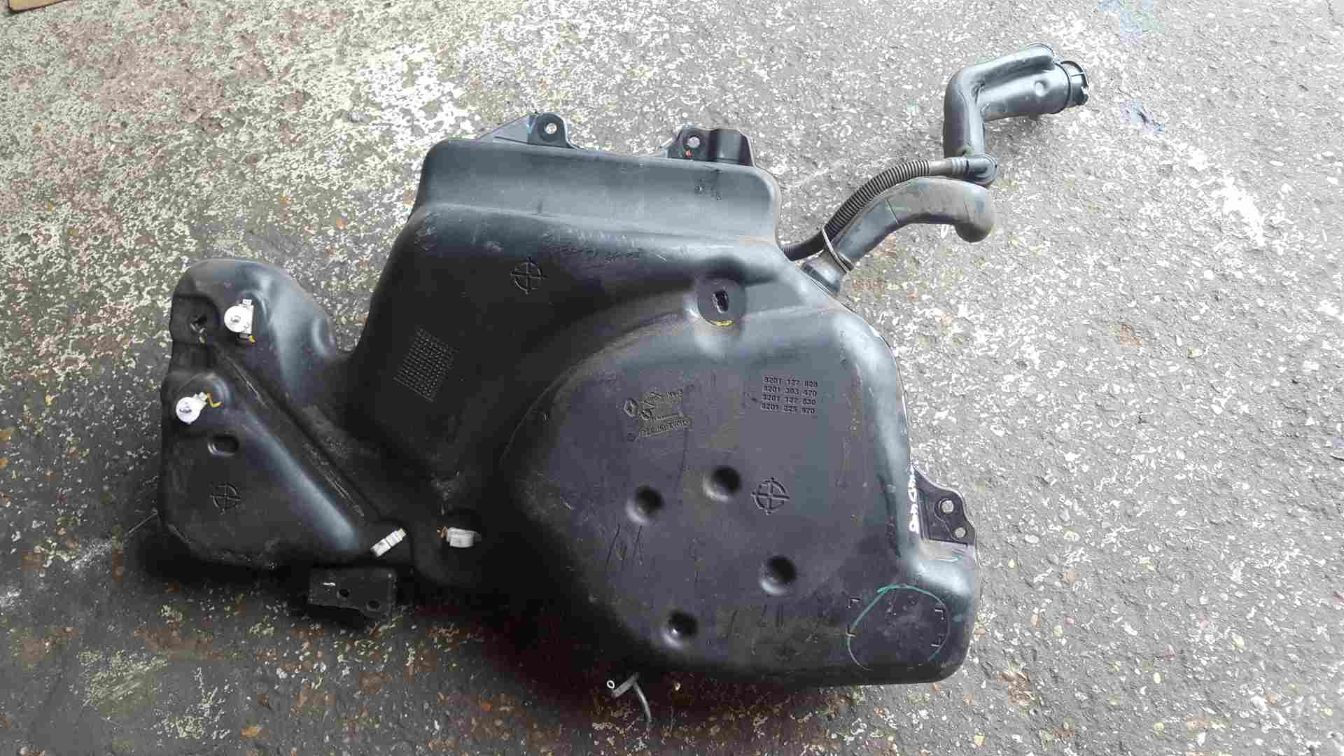 Thumb 2 Renault Clio MK4 2013-2019 Fuel Tank 0.9 TCE 172026342R