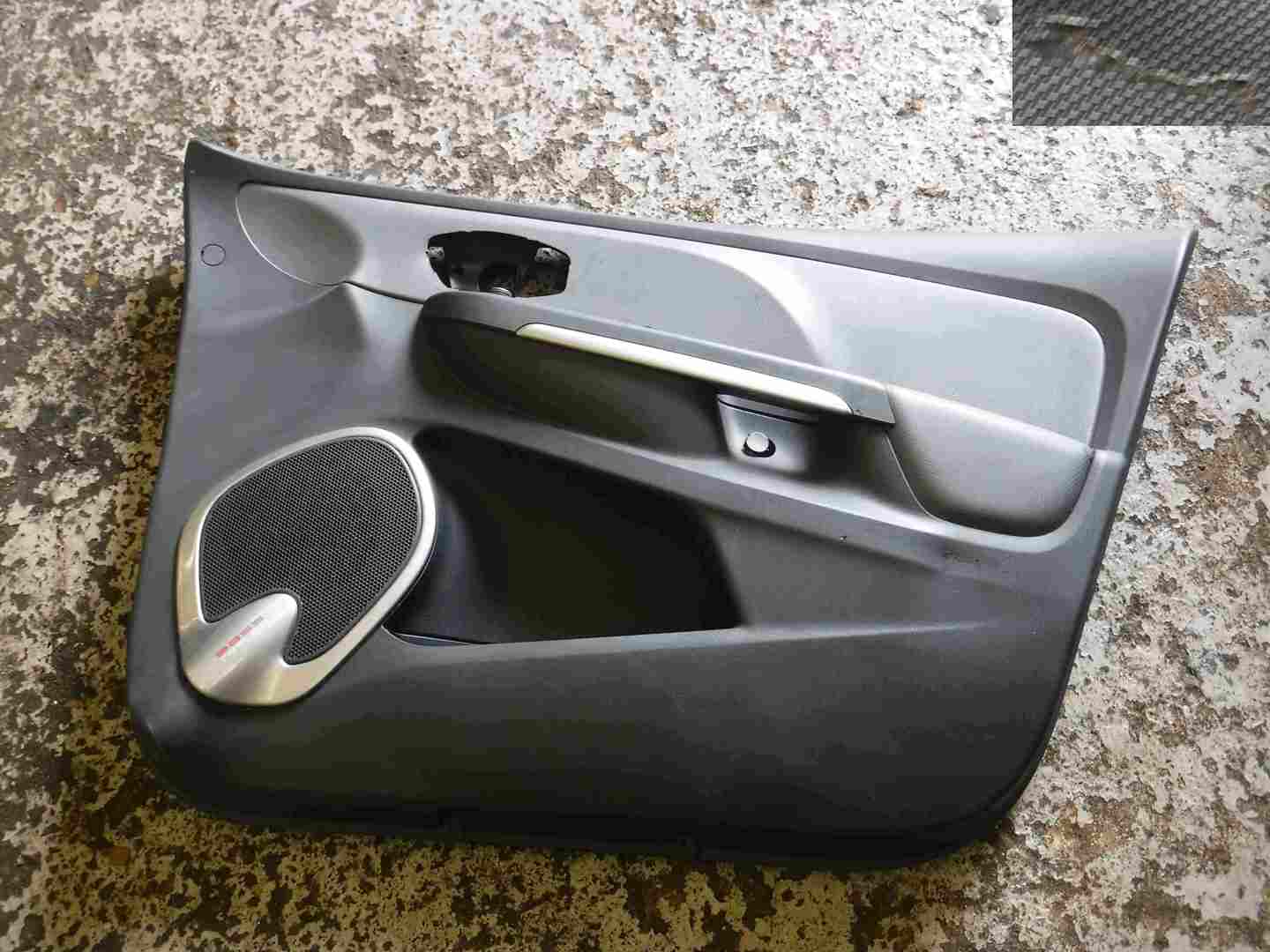 Renault Clio MK4 2013-2019 GT Drivers OSF Front Door Card