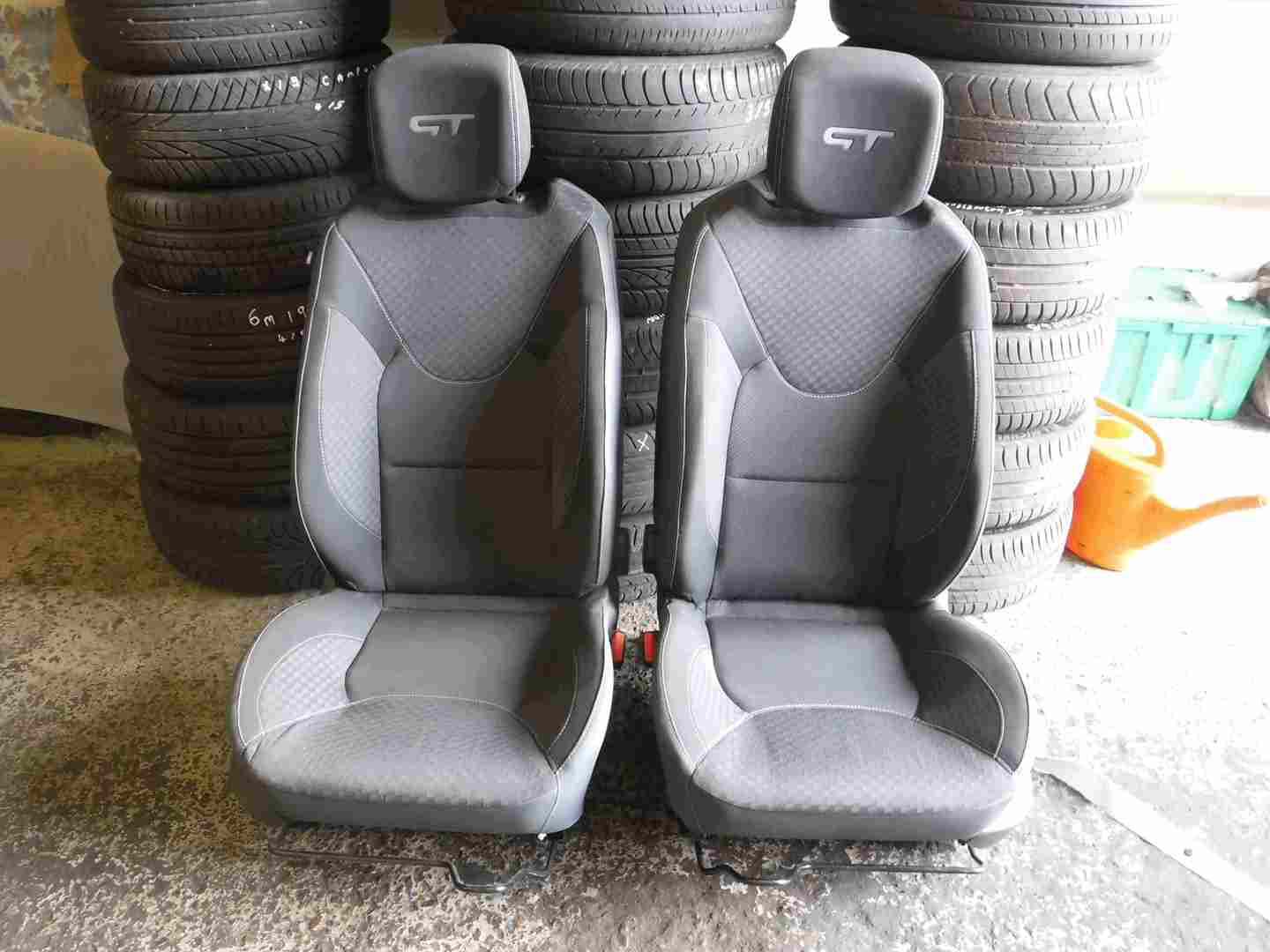 Renault Clio MK4 2013-2019 GT Sport Front Seats Chairs