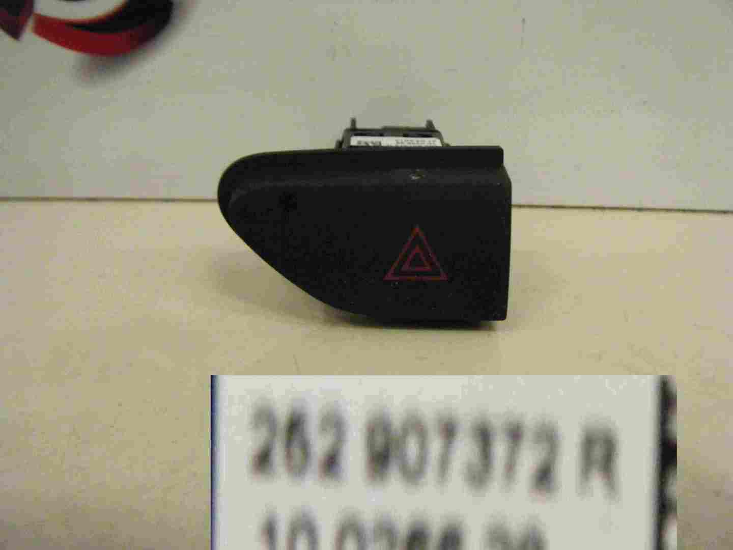 Renault Clio MK4 2013-2019 Hazard Warning Switch 262907372R