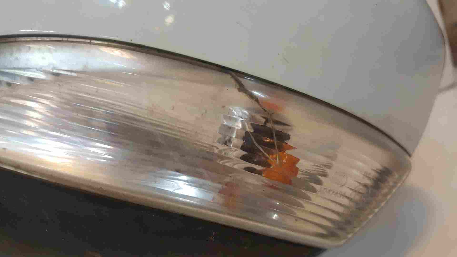 Thumb 6 Renault Clio MK4 2013-2019 Passenger Ns Wing Mirror White Ov369 Cracked Lens