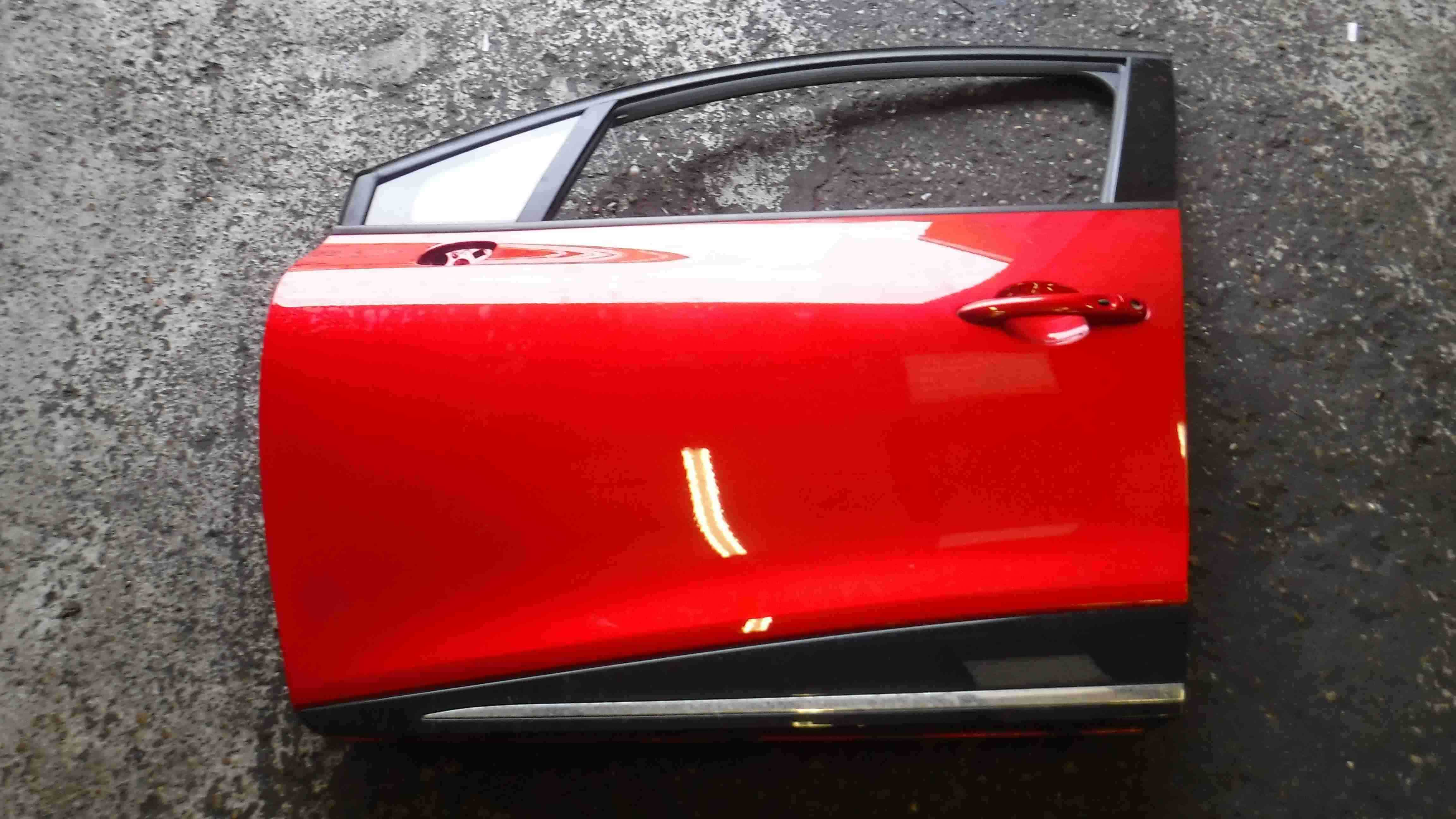 Renault Clio MK4 2013-2019 Passenger NSF Front Door Red TENNP