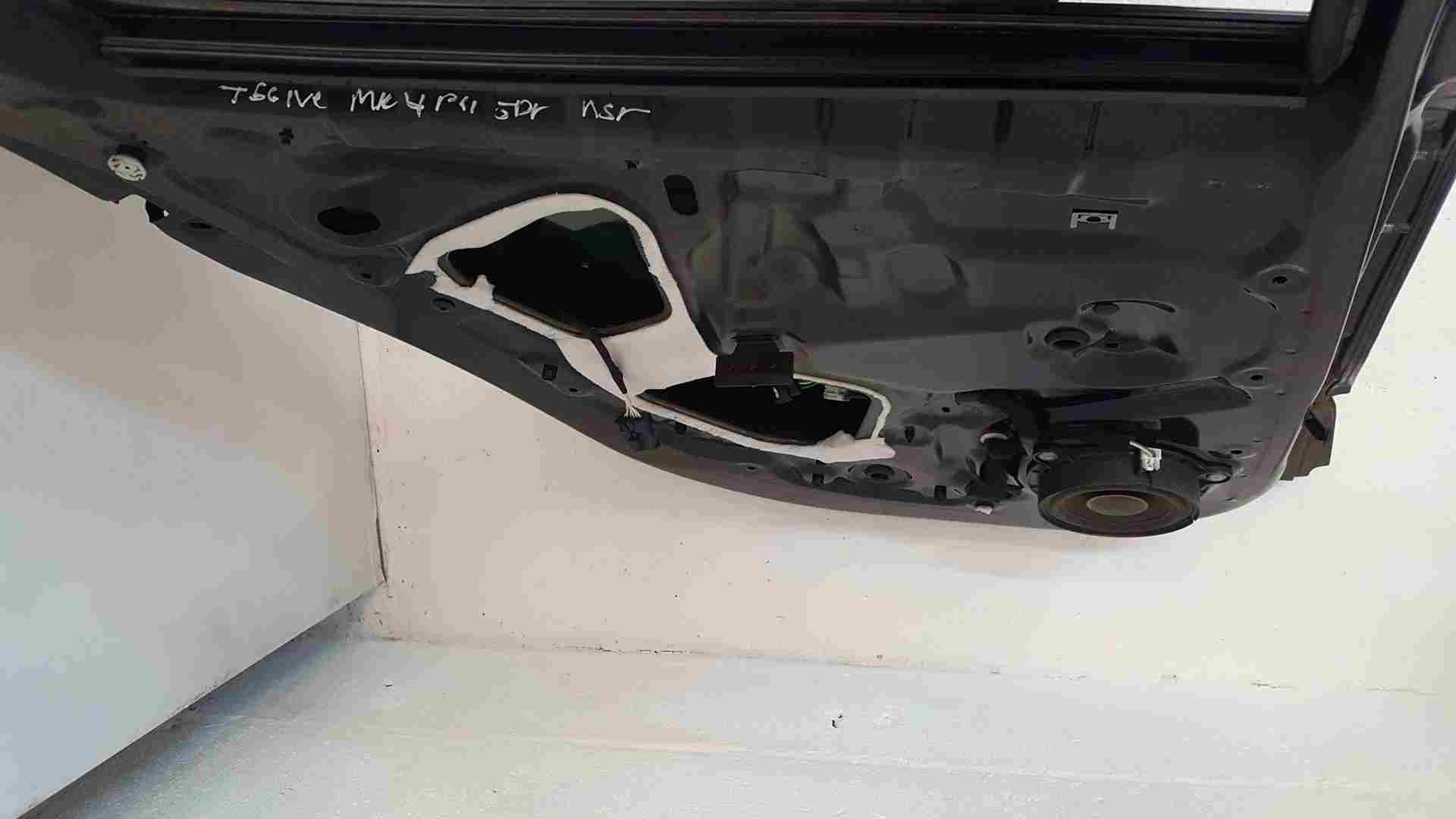 Thumb 3 Renault Clio MK4 2013-2019 Passenger NSR Rear Door Black Tegne RED Trim 