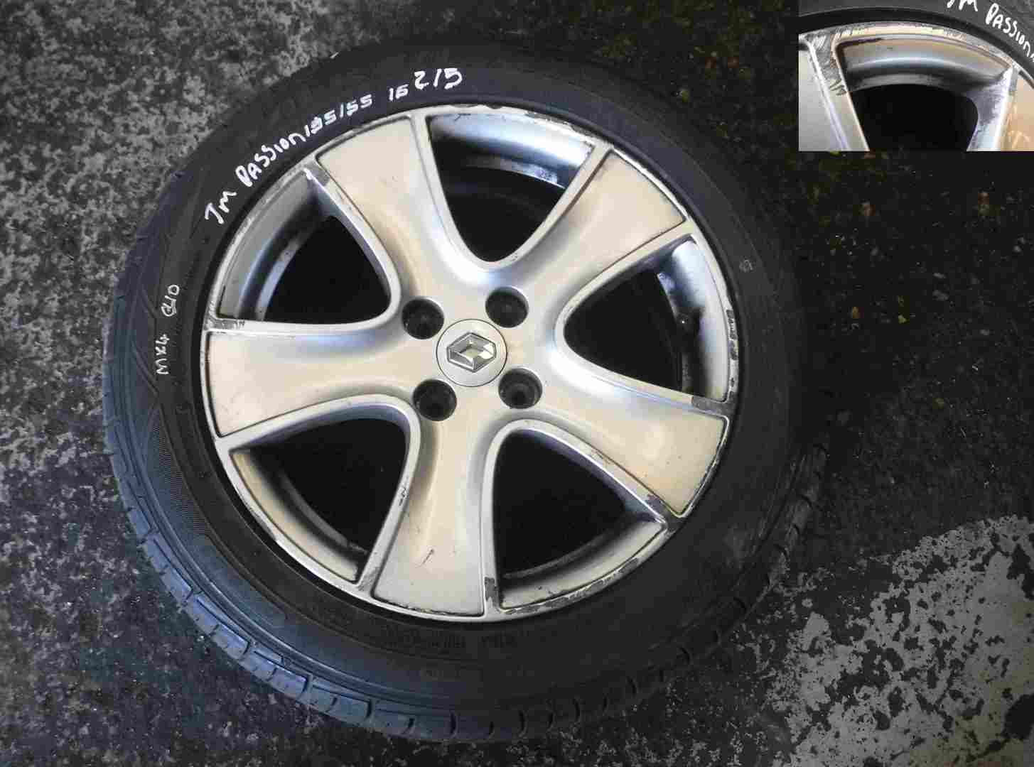 Renault Clio MK4 2013-2019 Passion Alloy Wheel + Tyre 195 55 16 7mm Tread 3/5