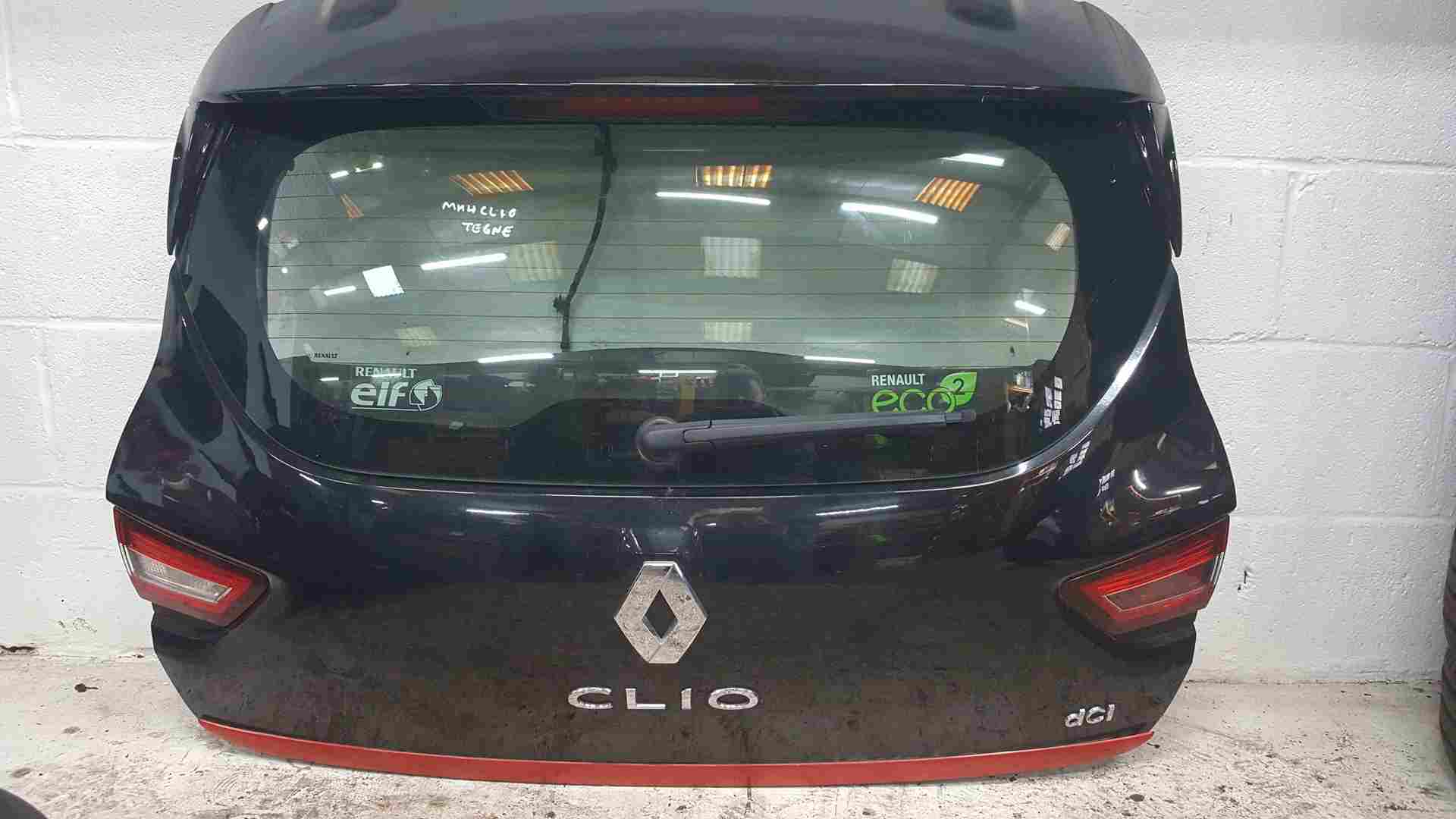 Thumb 2 Renault Clio MK4 2013-2019 Rear Tailgate Boot Black Tegne RED Strip