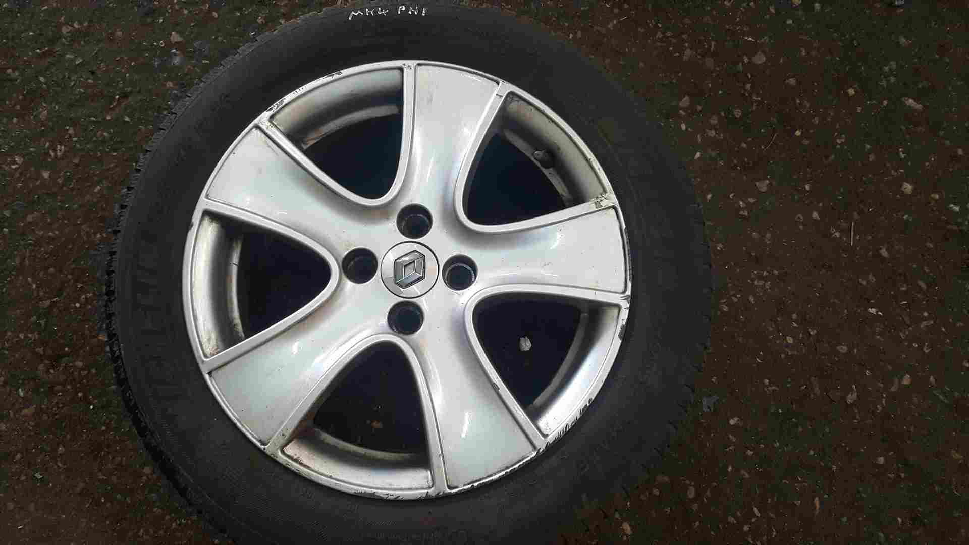 Thumb 7 Renault Clio MK4 2013-2019 Passion Alloy Wheel + Tyre 195 55 16 6Mm 3/5