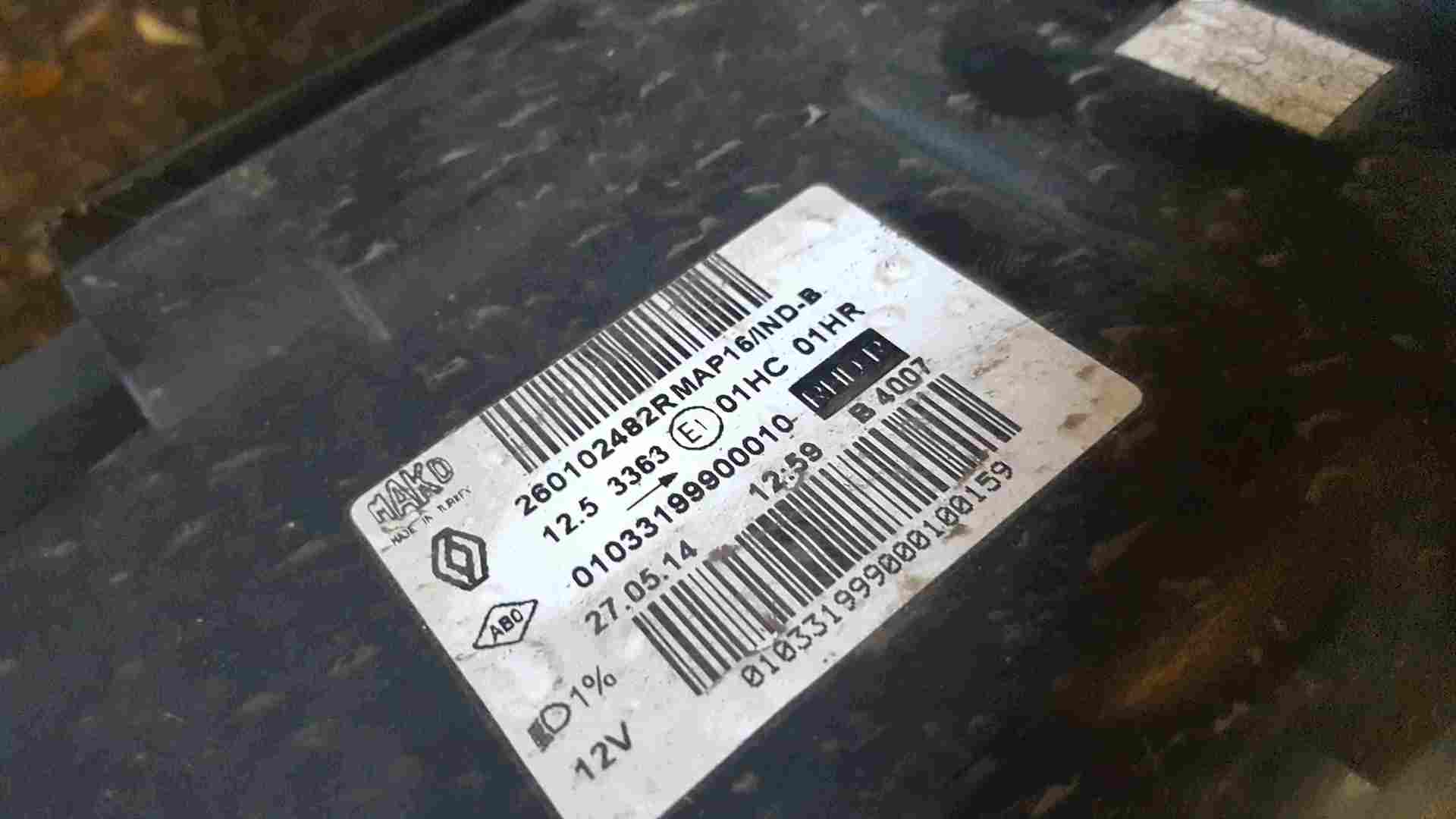 Renault Clio MK4 2013-2019 Drivers OSF Front Headlight 260102482R