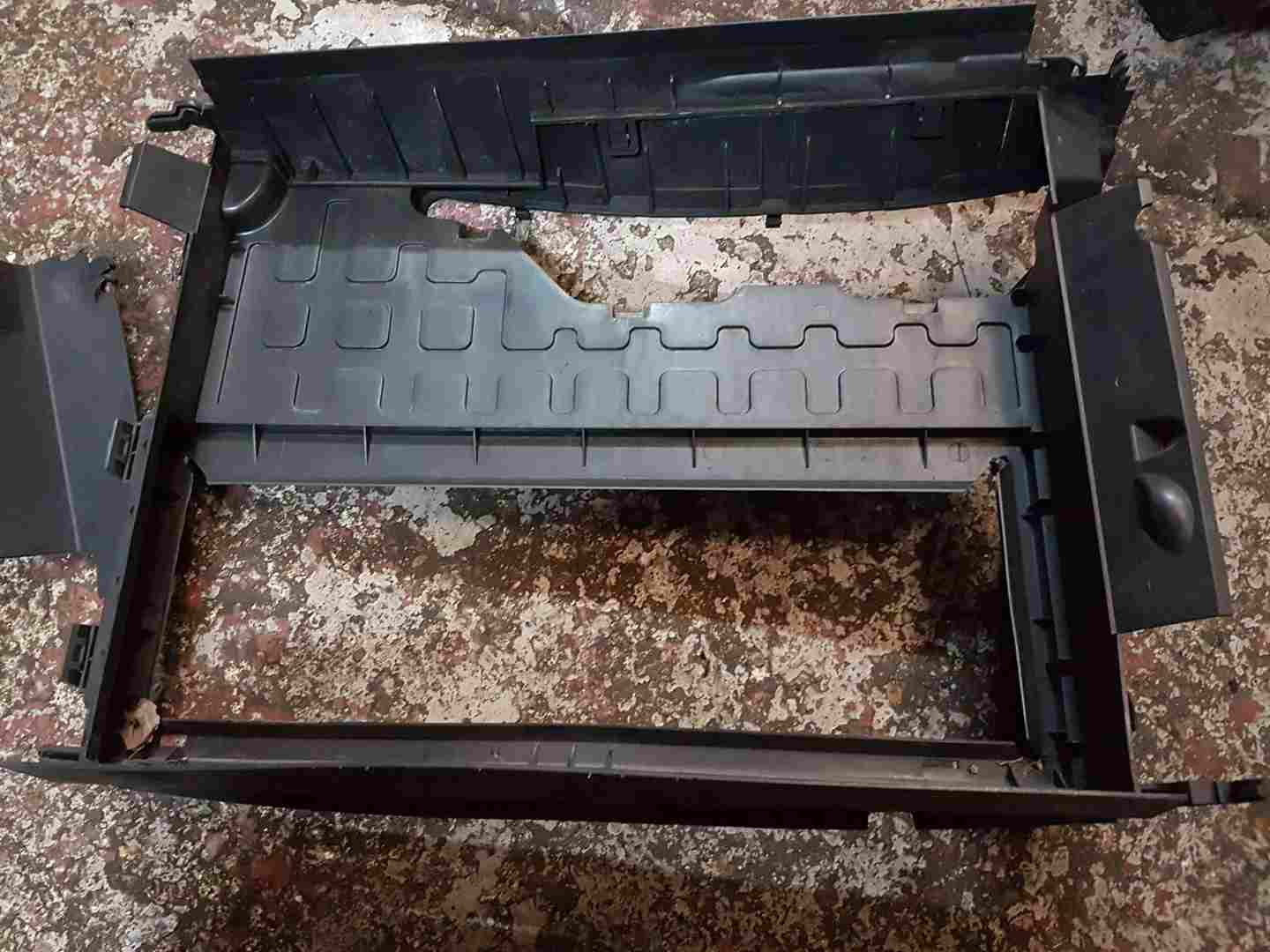 Thumb 3 Renault Clio MK4 2013-2018 0.9 1.2 1.5 DCI Radiator Intercooler AIR Duct Scoop