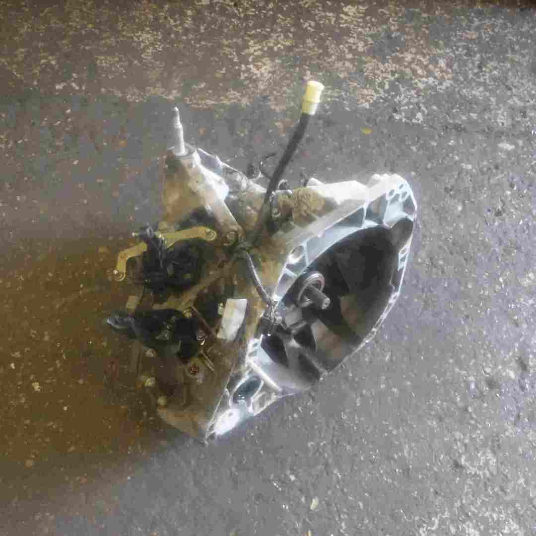 Renault Clio MK4 2013-2018 0.9 Tce Manual Gearbox JH3 335 JH3335