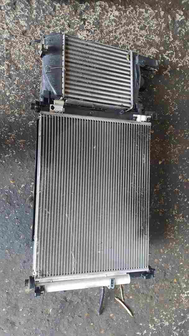 Thumb 11 Renault Clio MK4 2013-2018 0.9 TCE Radiator RAD Pack AIR Con FAN Complete