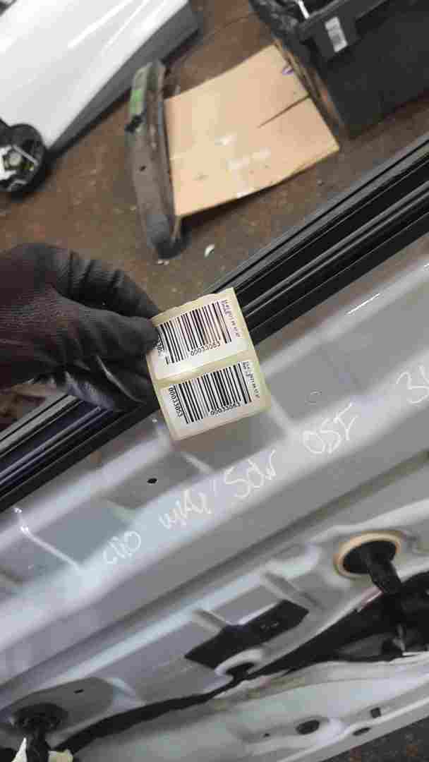 Thumb 2 Renault Clio MK4 2013-2018 Drivers OSF Front Door White 369