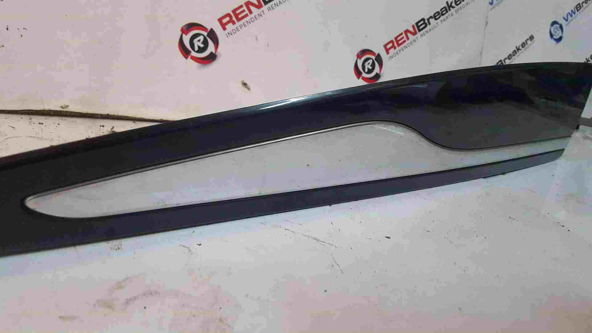 Thumb 5 Renault Clio MK4 2013-2018 Drivers OSR Rear Door Moulding Gloss Black Chrome