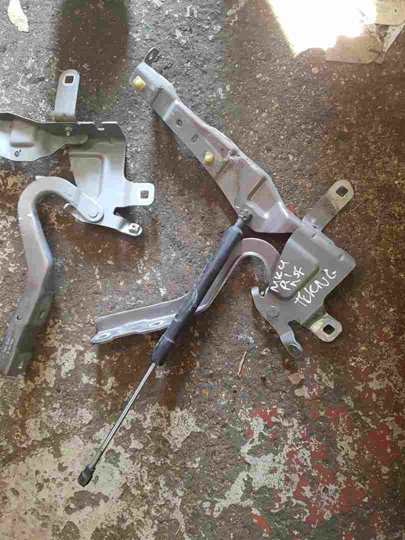 Thumb 5 Renault Clio MK4 2013-2018 Front Bonnet Hinges Grey Tekng