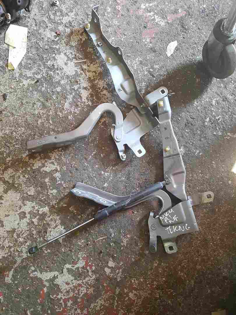 Thumb 7 Renault Clio MK4 2013-2018 Front Bonnet Hinges Grey Tekng