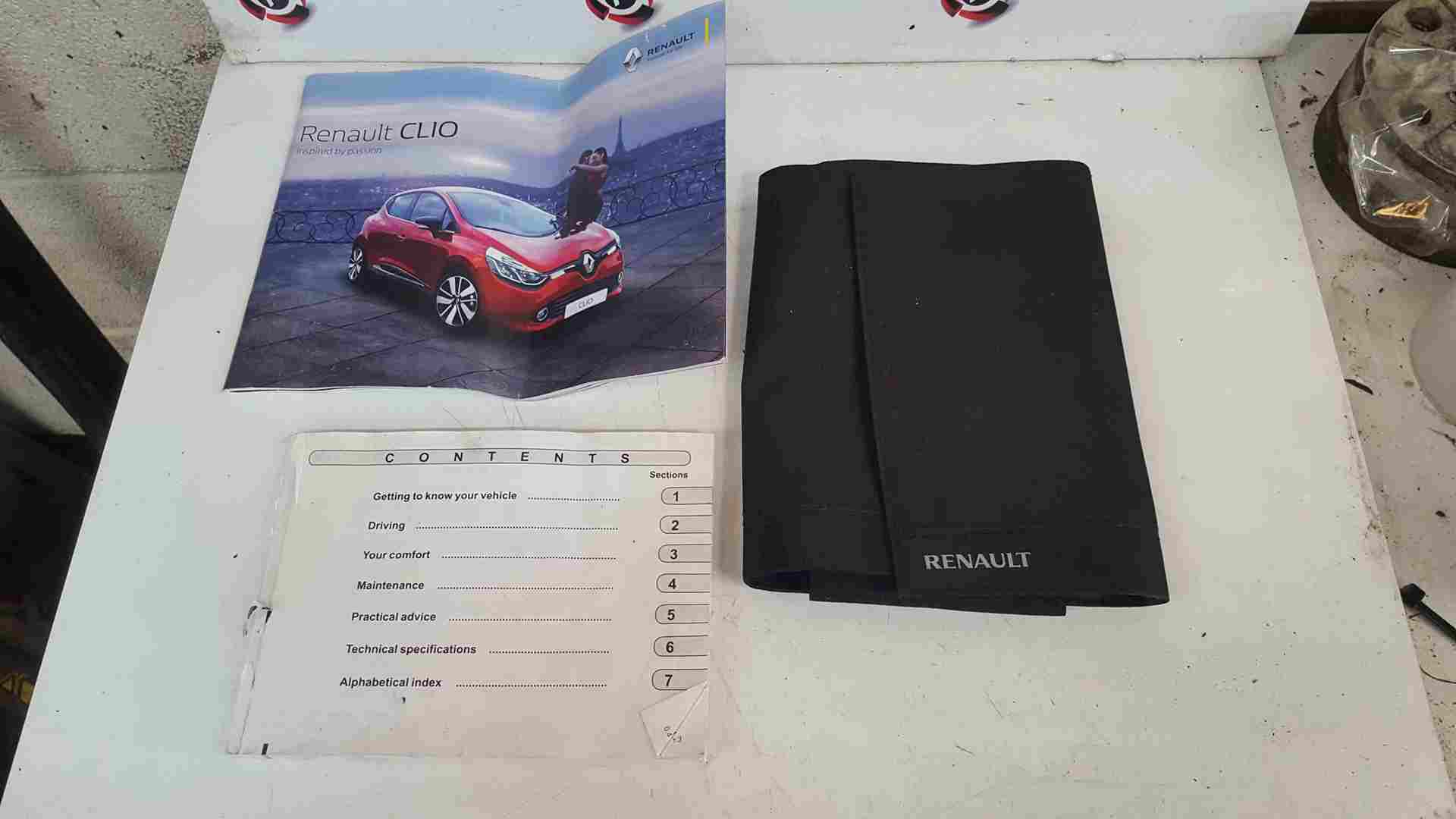 Renault Clio MK4 2013-2018 Handbook Document Wallet Guide