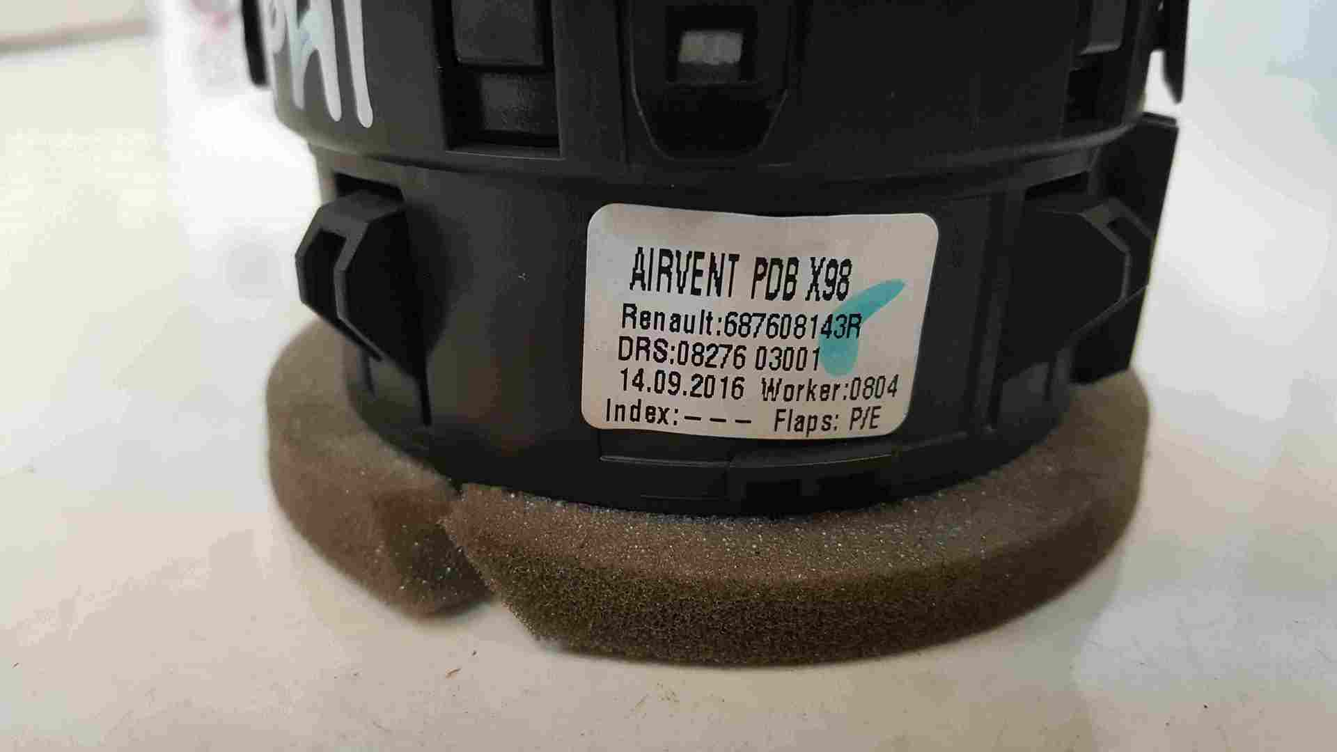 Thumb 2 Renault Clio MK4 2013-2018 Heater Vent Air Control Gloss Black NS 687608143R