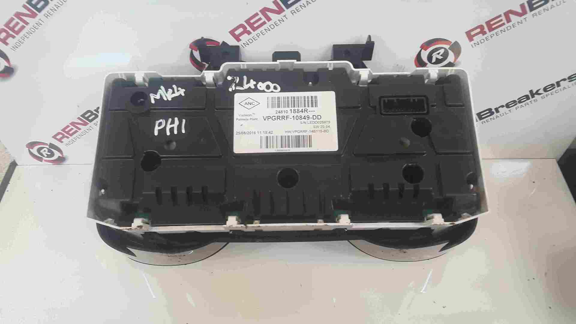 Thumb 2 Renault Clio MK4 2013-2018 Instrument Panel Clocks Dials Cluster 24000Miles