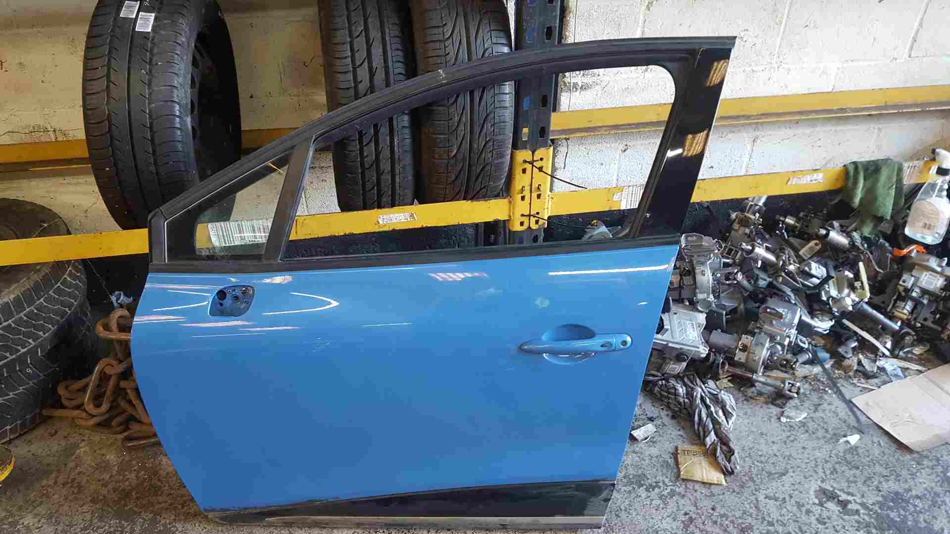 Thumb 4 Renault Clio MK4 2013-2018 Passenger  NSF Front Door Blue Ovrpj 5door  OVRPJ