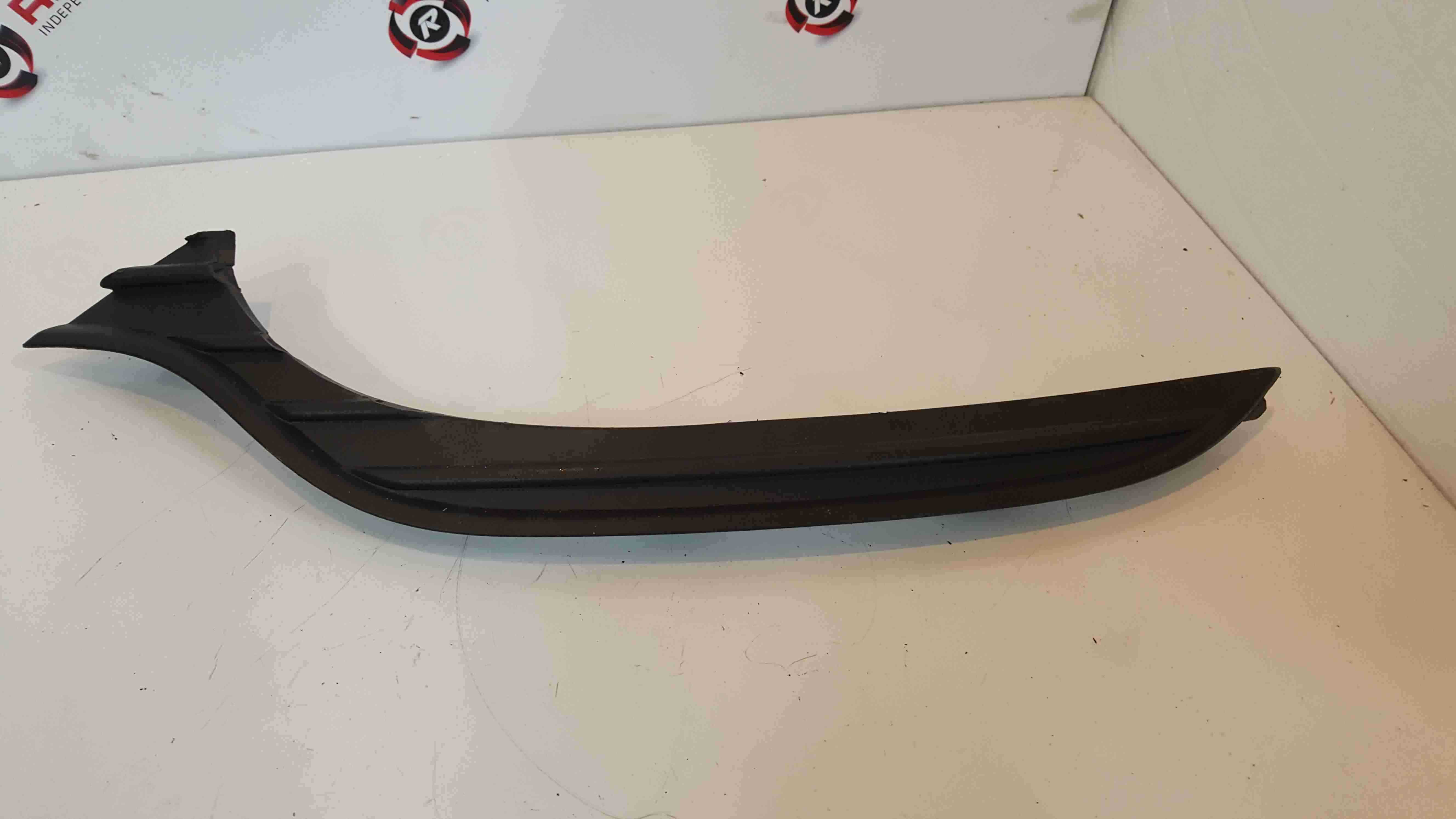 Renault Clio MK4 2013-2018 Passenger NSF Front Bumper Grill Cover 260946277R