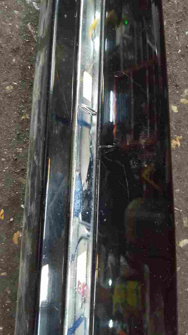 Thumb 2 Renault Clio MK4 2013-2018 Passenger NSF Front Door Moulding Trim Gloss Black