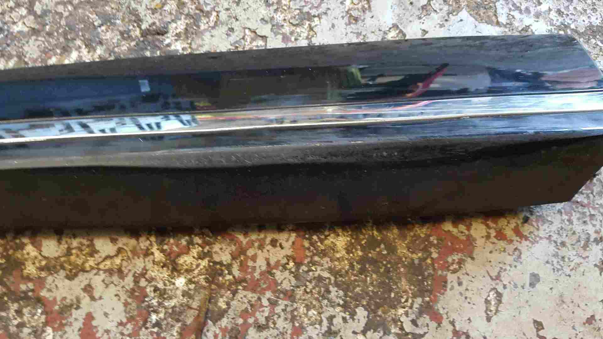 Renault Clio MK4 2013-2018 Passenger NSF Front Door Moulding Trim Gloss Black